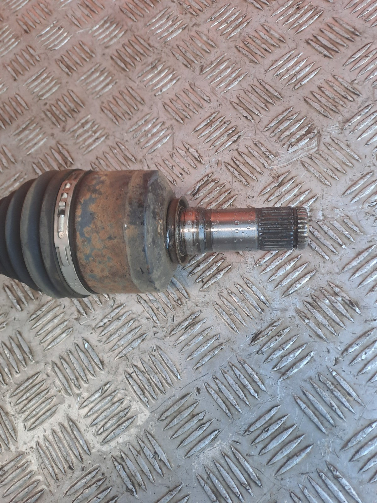2021 Ford Ranger Wildtrak Front Left Driveshaft JB3G-3A428-BC Warranty A418 - Image 2