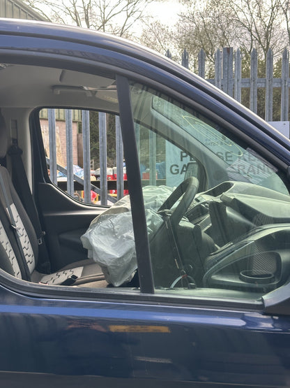 ✅2014 Ford Transit Custom 2.2D Front Right Door Bare W/O Mirror Blue A379 - Image 3