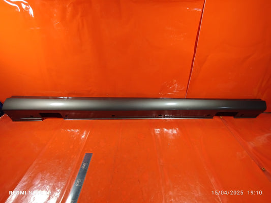 ✅MERCEDES W176 A180 1.6 PETROL 2012 RIGHT SIDE SILL SKIRT GREY Warranty A213 - Image 1