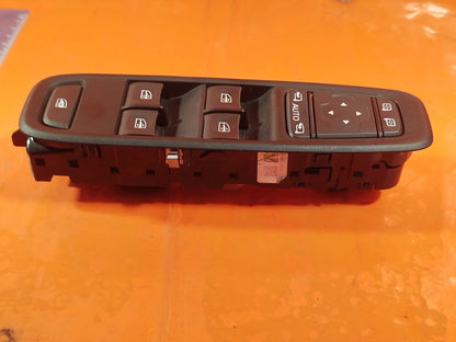 ✅2024 DACIA DUSTER JOURNEY FRONT RIGHT WINDOW SWITCH 255709019R + WARRANTY A364 - Image 2