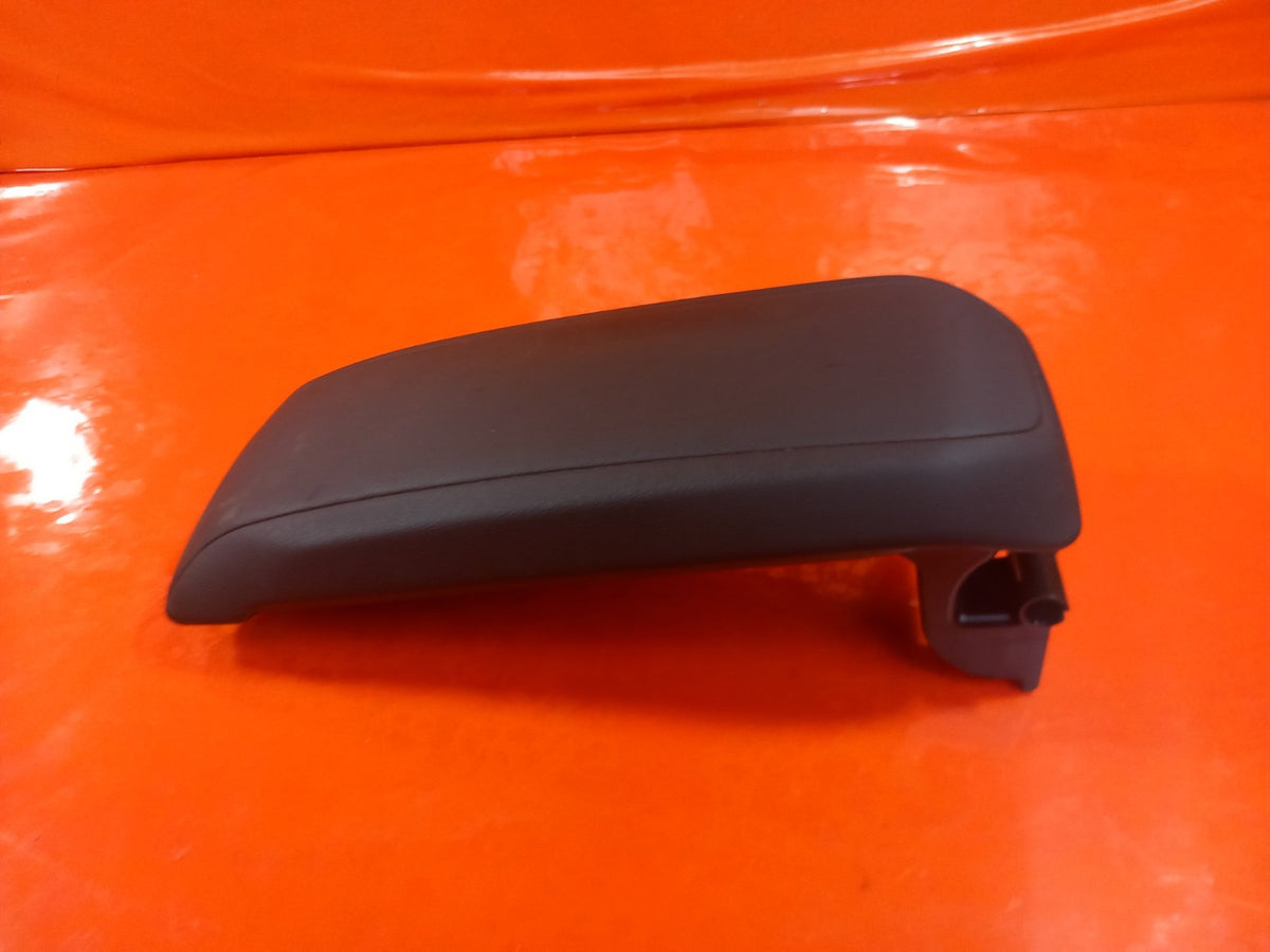 BMW F40 116D 1.5 Diesel 2021 Centre Console Armrest Warranty A365 - Image 4
