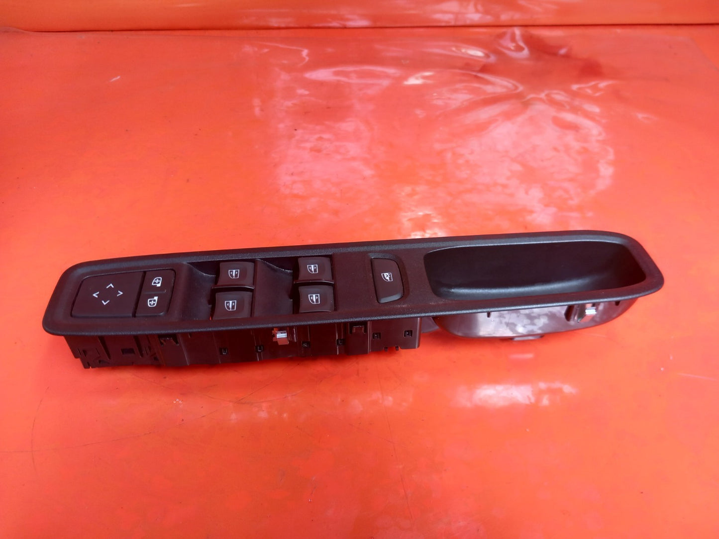 Dacia Jogger 1.0 Petrol 2024 Front Right Electric Window Switch 809615044R A391 - Image 6