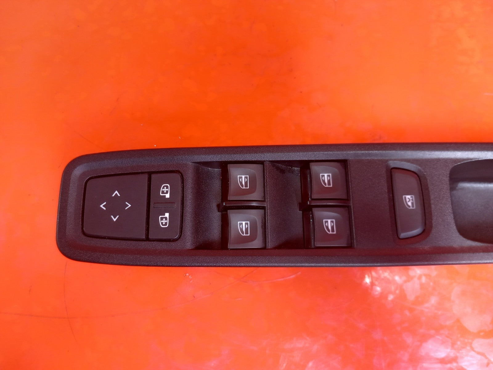 Dacia Jogger 1.0 Petrol 2024 Front Right Electric Window Switch 809615044R A391 - Image 7