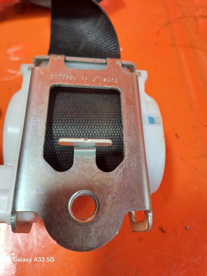 ✅MERCEDES A CLASS A180 REAR MIDDLE SEAT BELT 307618299228-AA 071BFAQ1YO Warranty - Image 3