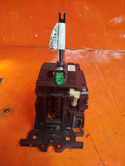 ✅2007 LAND ROVER RANGE ROVER L320 AUTOMATIC GEAR SELECTOR SHIFTER UCB500092 A284 - Image 1