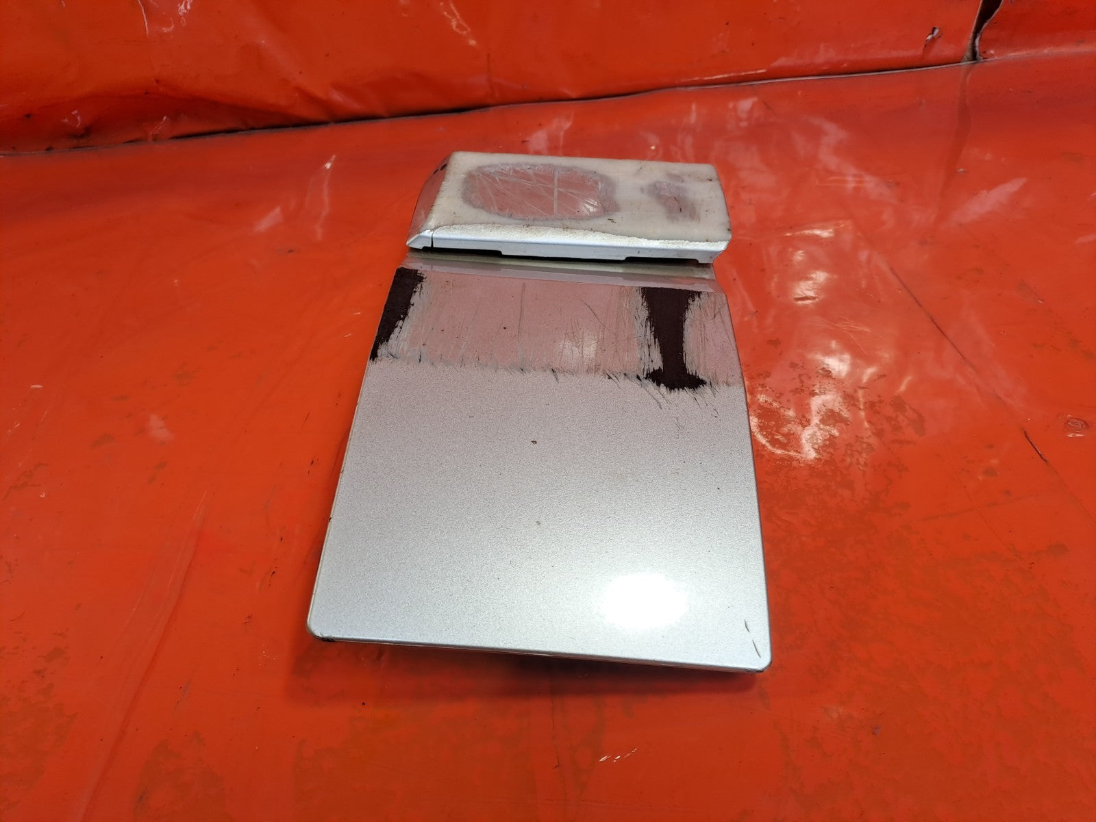 ✅2016 Ford Transit Custom Fuel Flap Silver scratched BK21-V20206-AC A373 - Image 2