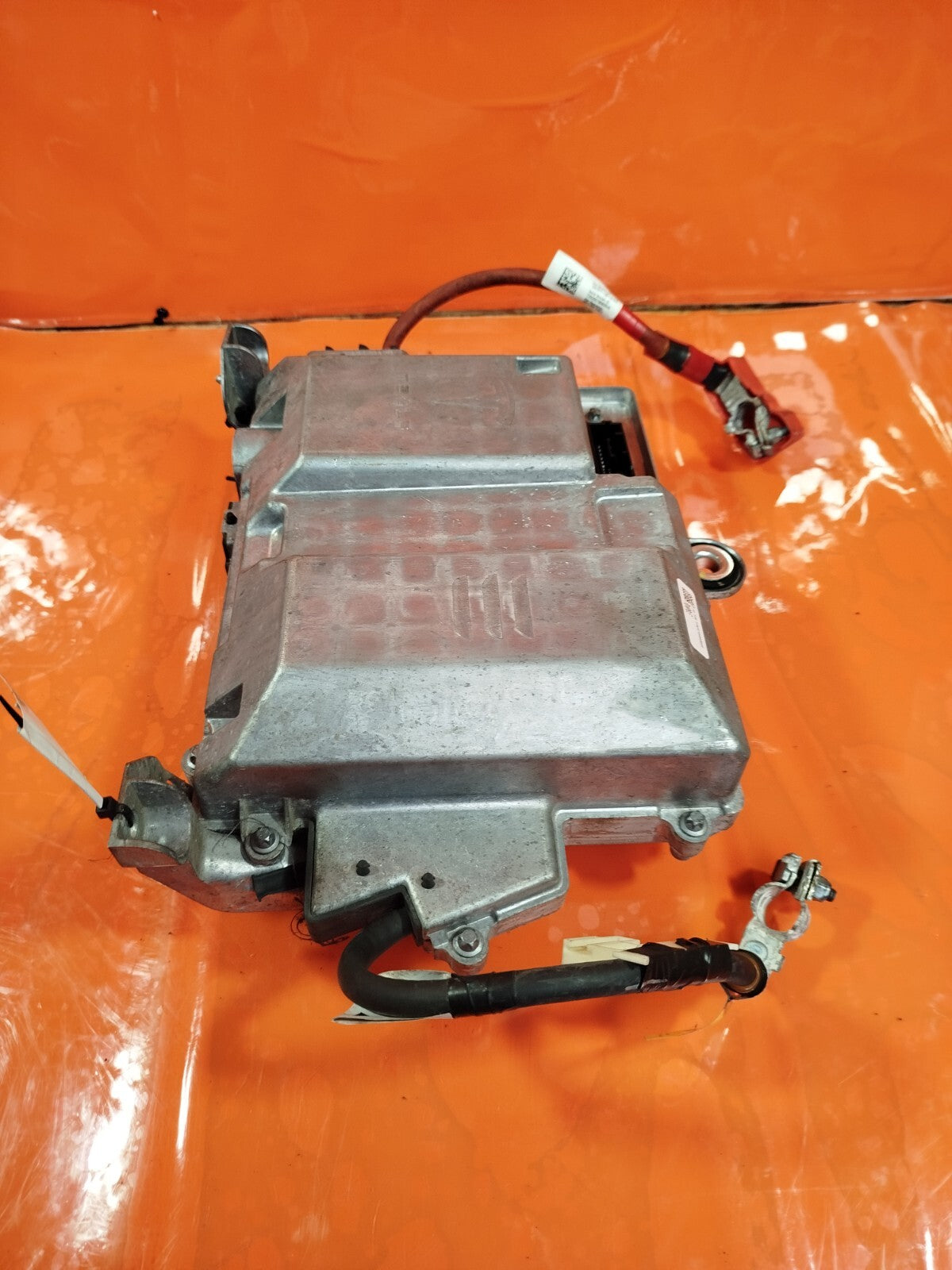 ✅Tesla Model 3 Long Range 2020 Front Suspension Control Unit 1100334-00-E A262 - Image 5