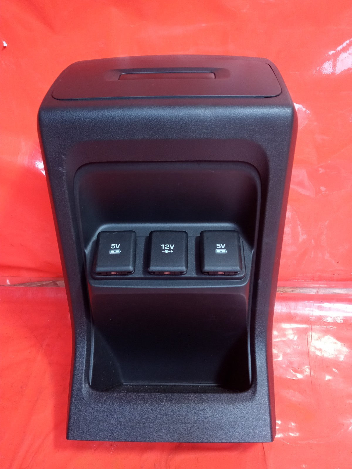 ✅Jaguar I-Pace Ev400 X590 2020 Rear Center Console Trim USB Ports J9D304569A - Image 2