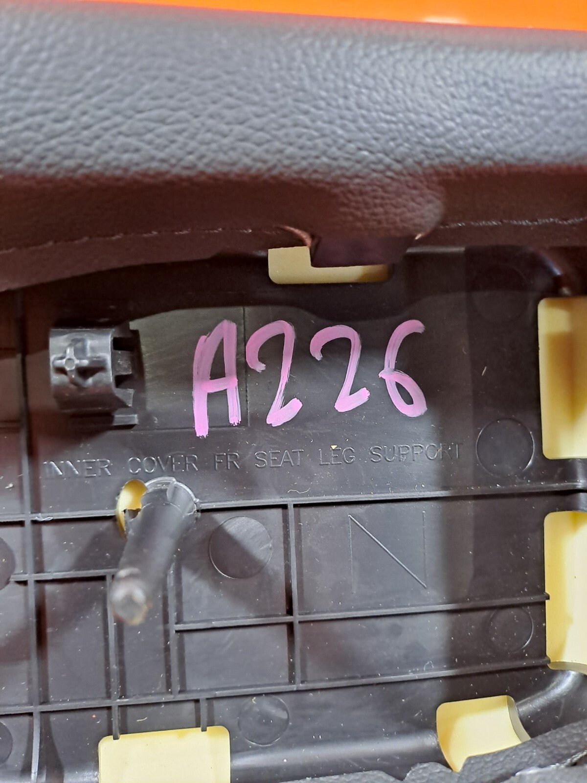✅2024 HYUNDAI IONIQ 5 FRONT SEAT LEG REST 88907-GI000 + WARRANTY A226 - Image 12
