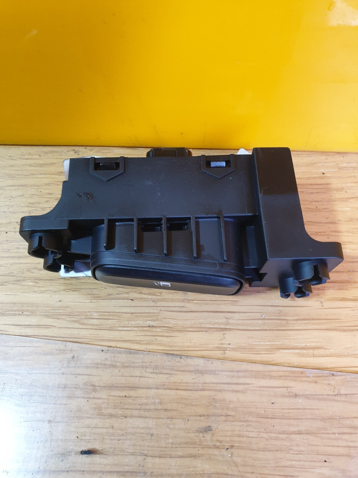 ebay-src:https://i.ebayimg.com/00/s/mtywmfgxmjaw/z/ee4aaoswxddmj~~c/$_57.jpg