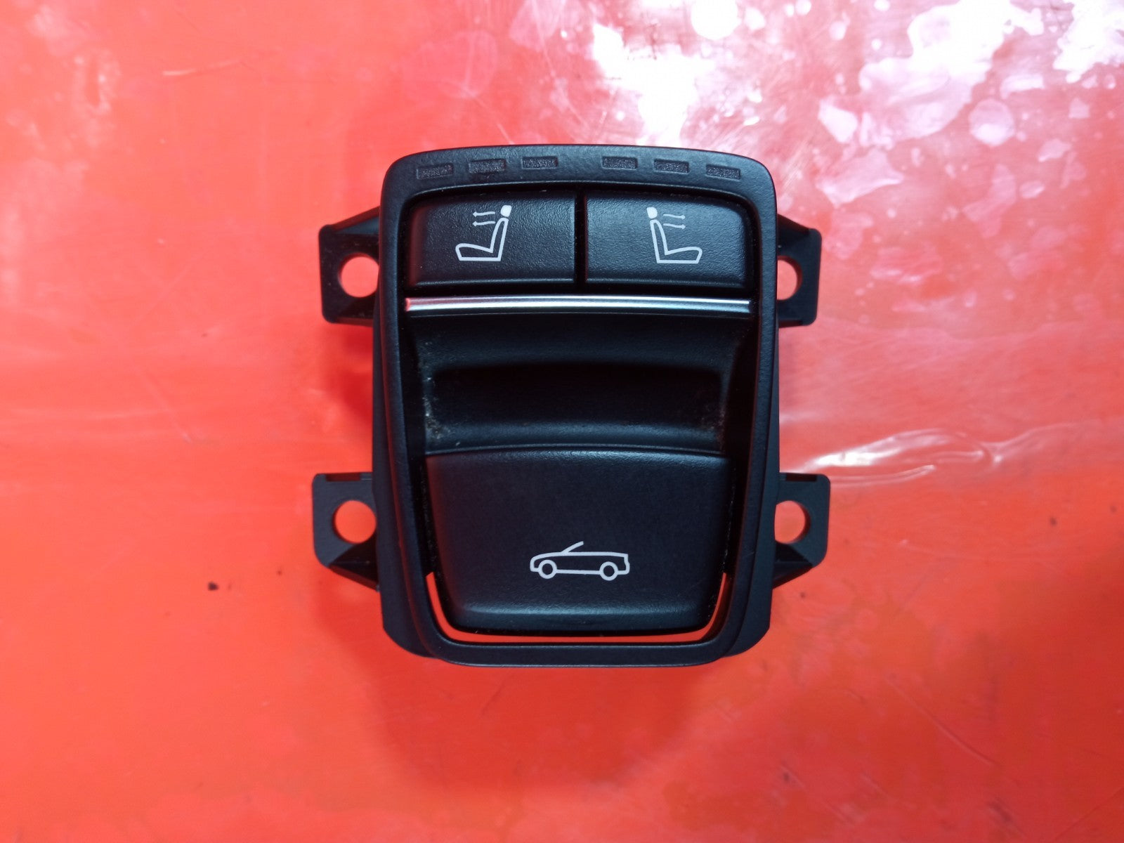 ✅BMW 420D F33 2.0 DIESEL 2016 CONVERTIBLE ROOF NECK HEATER SWITCH 9388802 A368 - Image 1