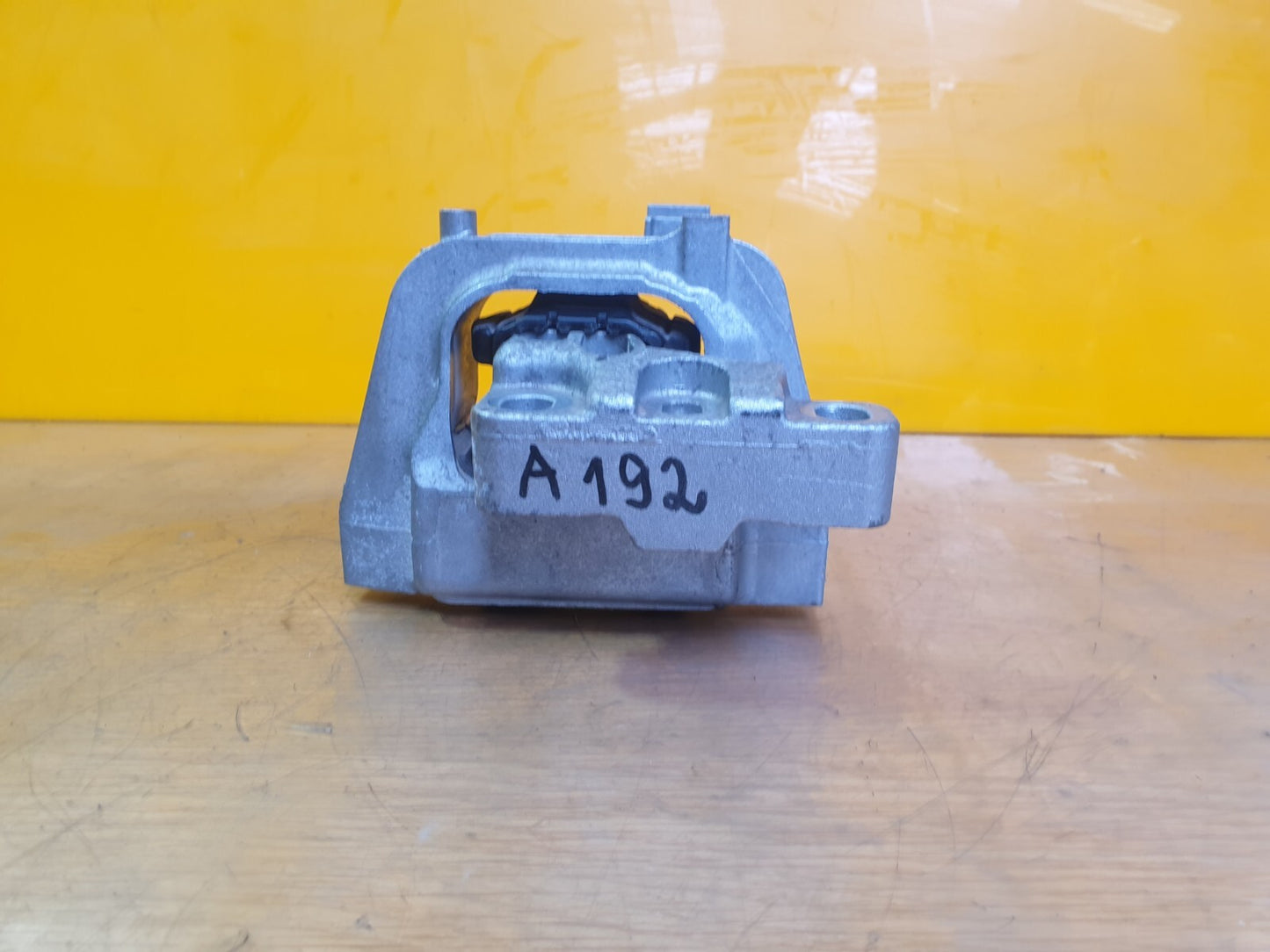 ebay-src:https://i.ebayimg.com/00/s/mtiwmfgxnjaw/z/nswaaosw5pdmby8l/$_57.jpg