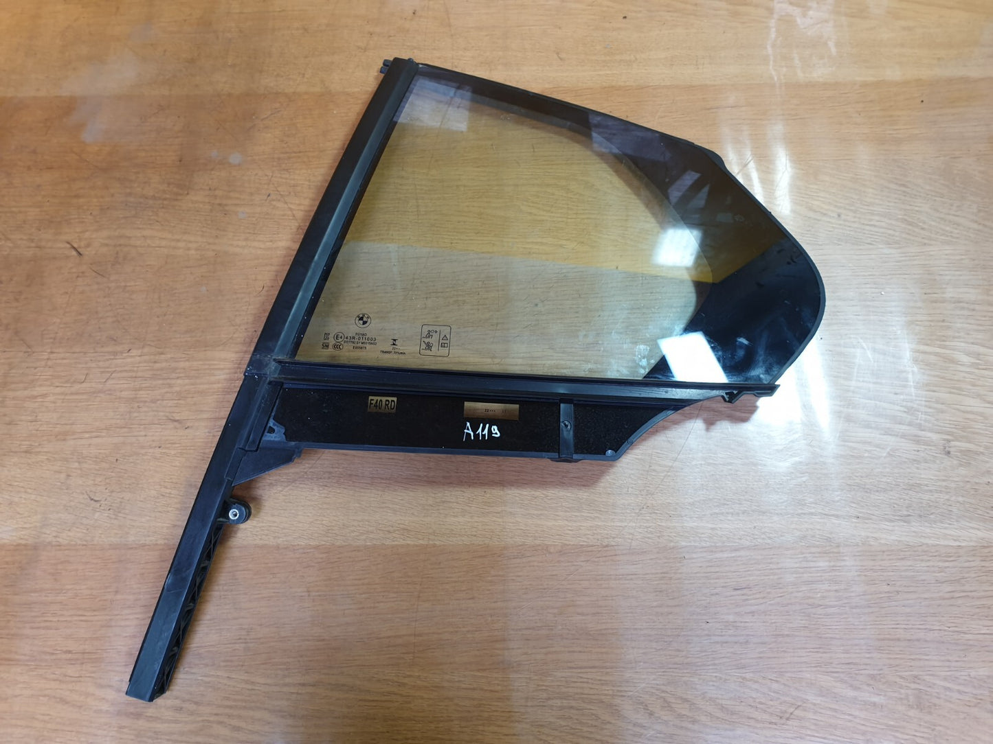 ✅BMW 1 Series F40 Sport 2023 Rear Left Quarter Window Glass 7452413 A119 - Image 1
