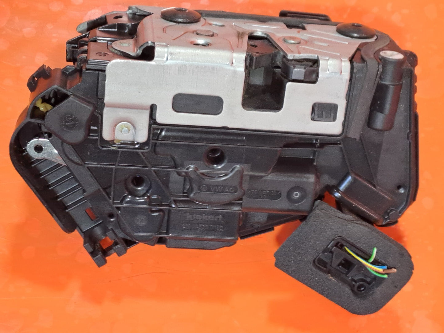 VW TAIGO LIFE 1.0 PETROL 2023 FRONT LEFT DOOR LOCK C5D5TC837015D Warranty A219 - Image 4