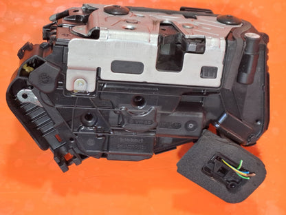 VW TAIGO LIFE 1.0 PETROL 2023 FRONT LEFT DOOR LOCK C5D5TC837015D Warranty A219 - Image 4