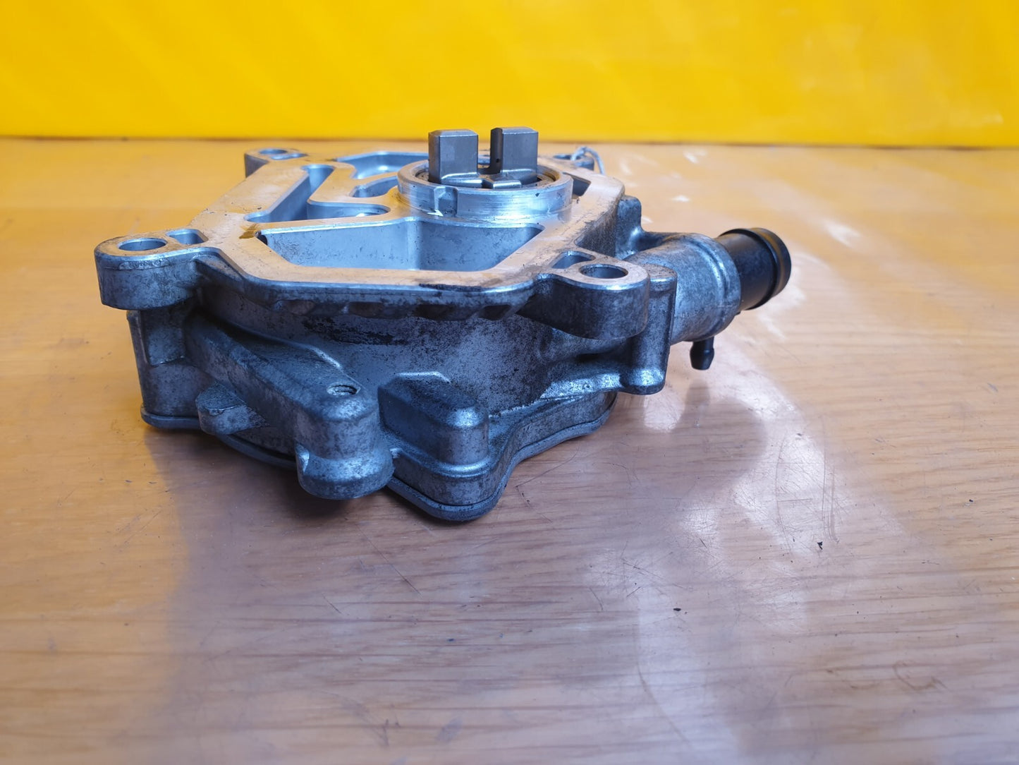 2016 MERCEDES GLA 220 X156 VACUUM PUMP A2702300165 X00 - Image 8
