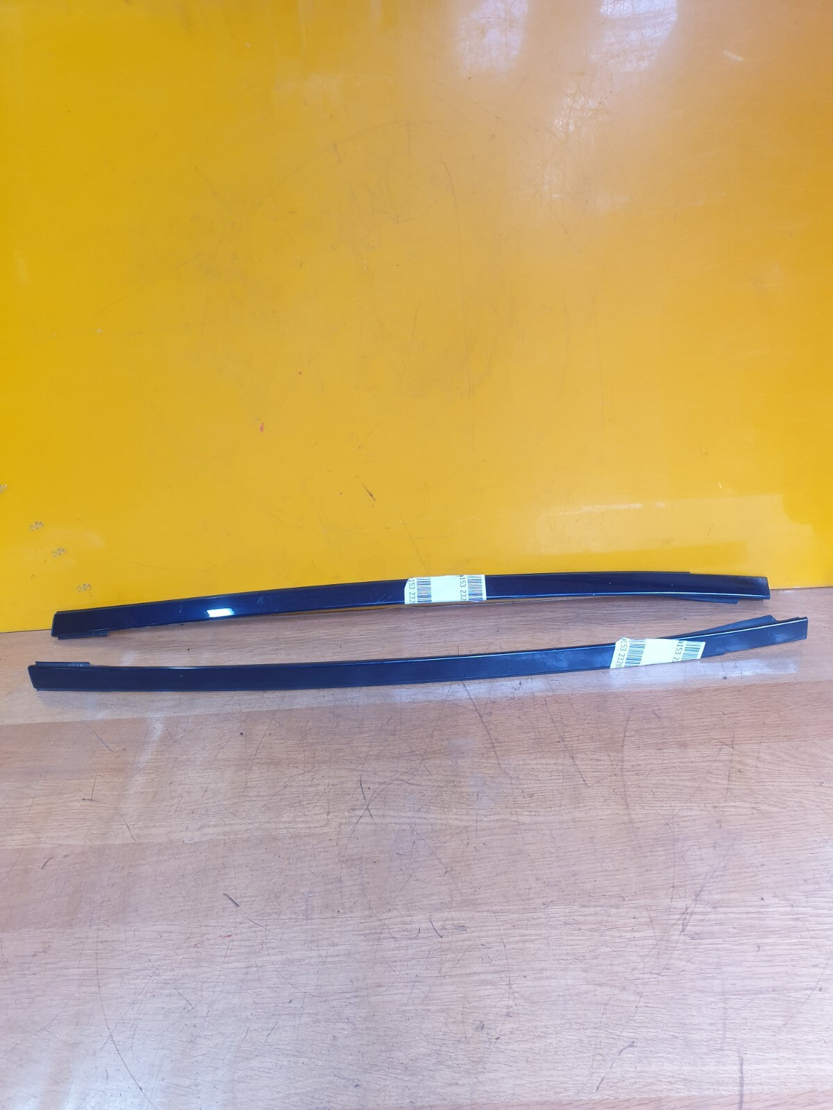✅2014 BMW 5 SERIES F11 4.4P WINDSCREEN MOULDING TRIM PAIR 7362463 7362464 A153 - Image 1