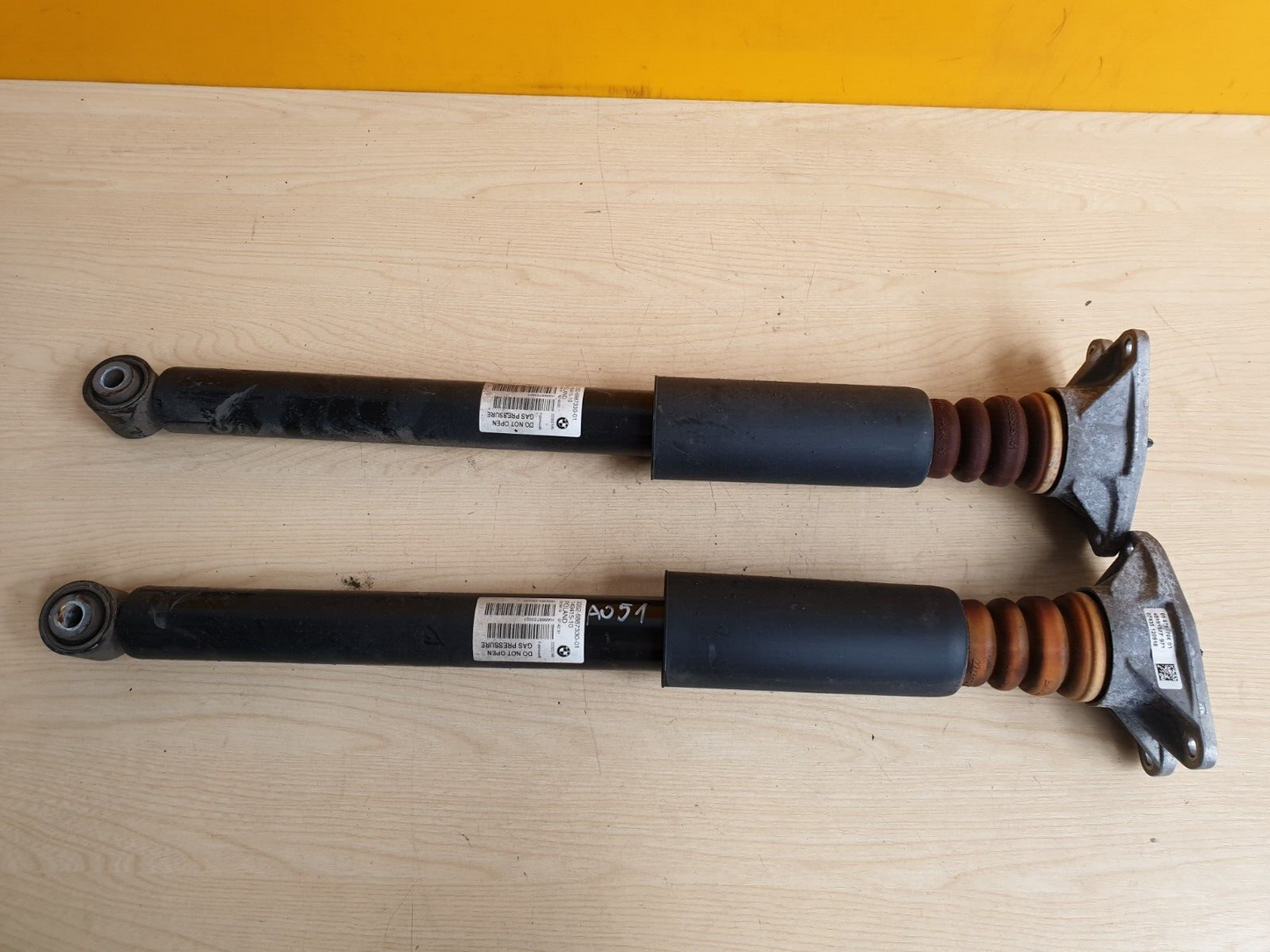 ebay-src:https://i.ebayimg.com/00/s/mtiwmfgxnjaw/z/43iaaosw7prkk-df/$_57.png