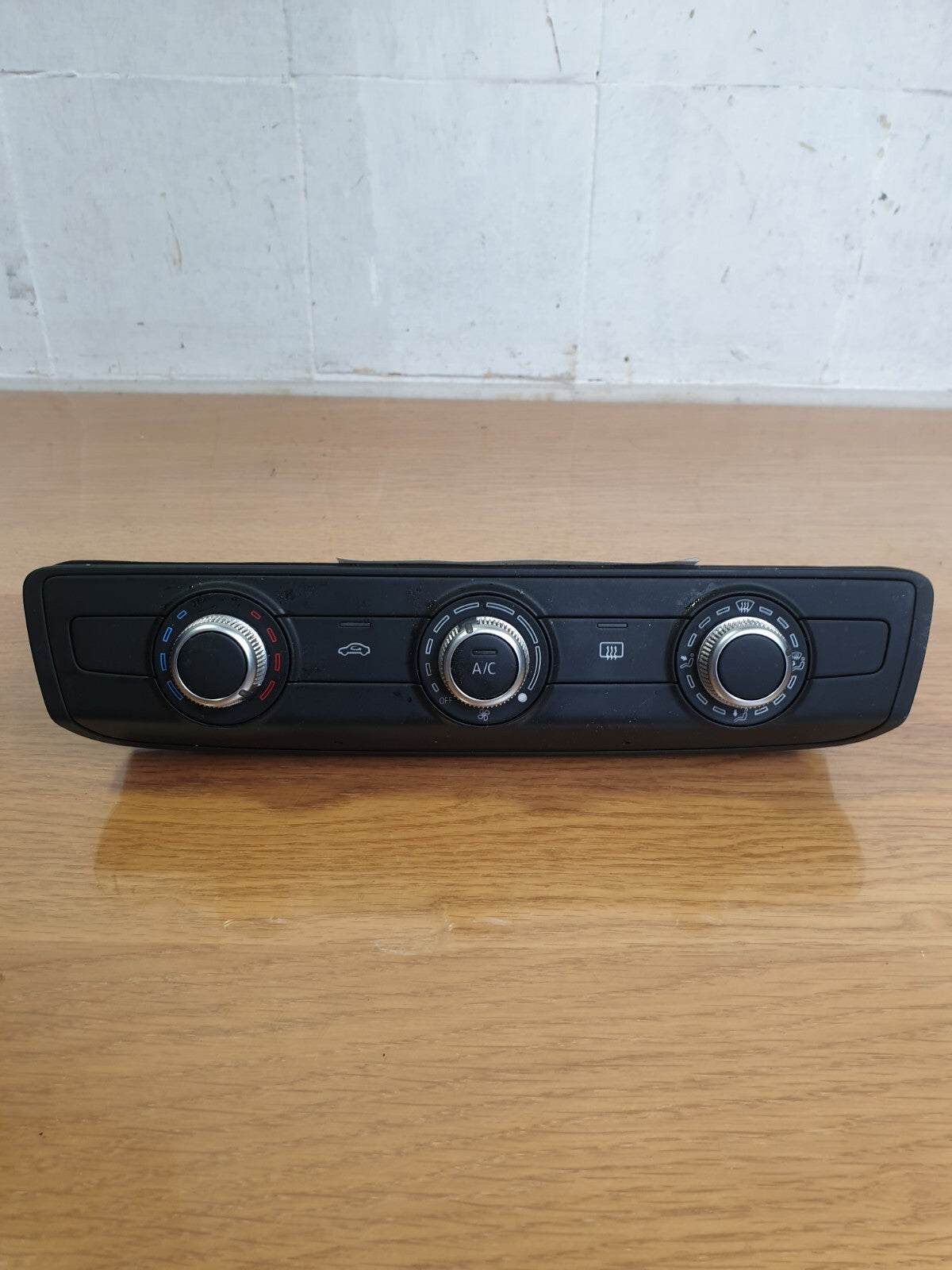 ebay-src:https://i.ebayimg.com/00/s/mtywmfgxmjaw/z/xzcaaoswdpjmu0ot/$_57.jpg