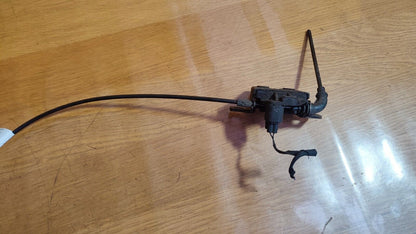 LAND ROVER DISCOVERY SPORT L550 2.0 DIESEL 2018 BONNET HOOD LOCK CATCH D3L5A