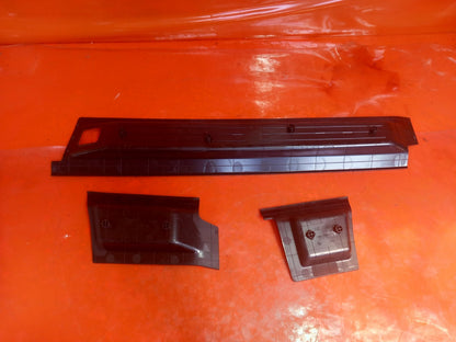 Land Rover Defender L663 3.0 Diesel 2025 Dashboard Trims L8B2046B46DC L8B2046B46 - Image 8