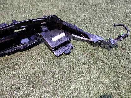 ✅LAND ROVER DISCOVERY SPORT L550 2.0 DIESEL 2016 FRONT BUMPER BRACKET FK7217E778 - Image 8