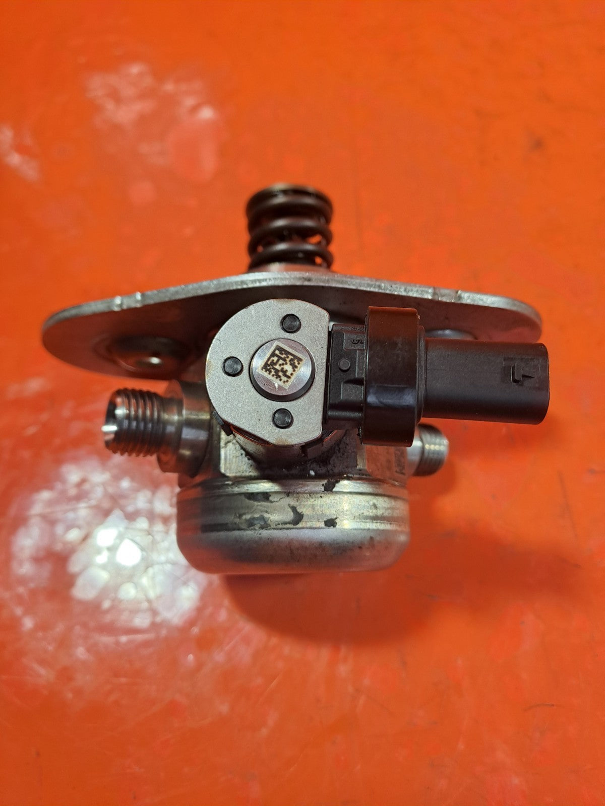 ebay-src:https://i.ebayimg.com/00/s/mtywmfgxmjaw/z/aacaaesw-vppd5nx/$_57.jpg