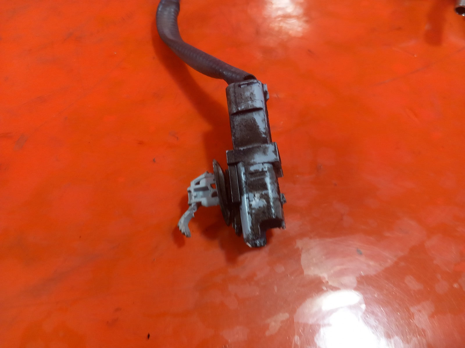 ebay-src:https://i.ebayimg.com/00/s/mtiwmfgxnjaw/z/ptwaaesw2~5qacaj/$_57.jpg