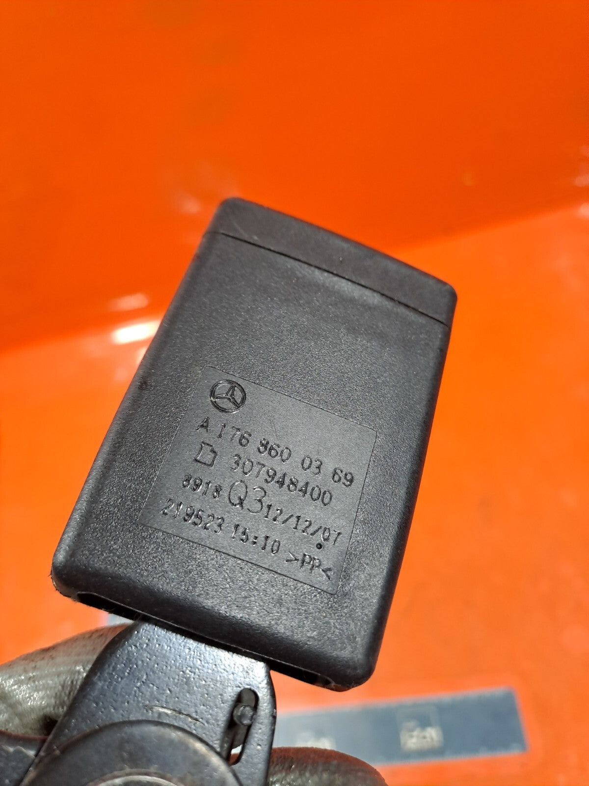 ✅MERCEDES W176 A180 1.6 PETROL 2012 REAR LEFT SEAT BELT BUCKLE A1768600369 A213 - Image 6