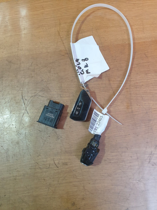 ✅VW GOLF MK8 1.5 PETROL 2022 PASSENGER AIRBAG SWITCH & KEY Warranty A191 - Image 1