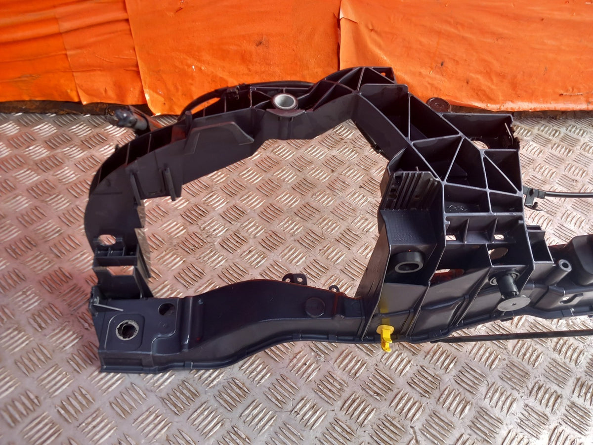 ebay-src:https://i.ebayimg.com/00/s/mtiwmfgxnjaw/z/eymaaeswn6dqvcea/$_57.jpg