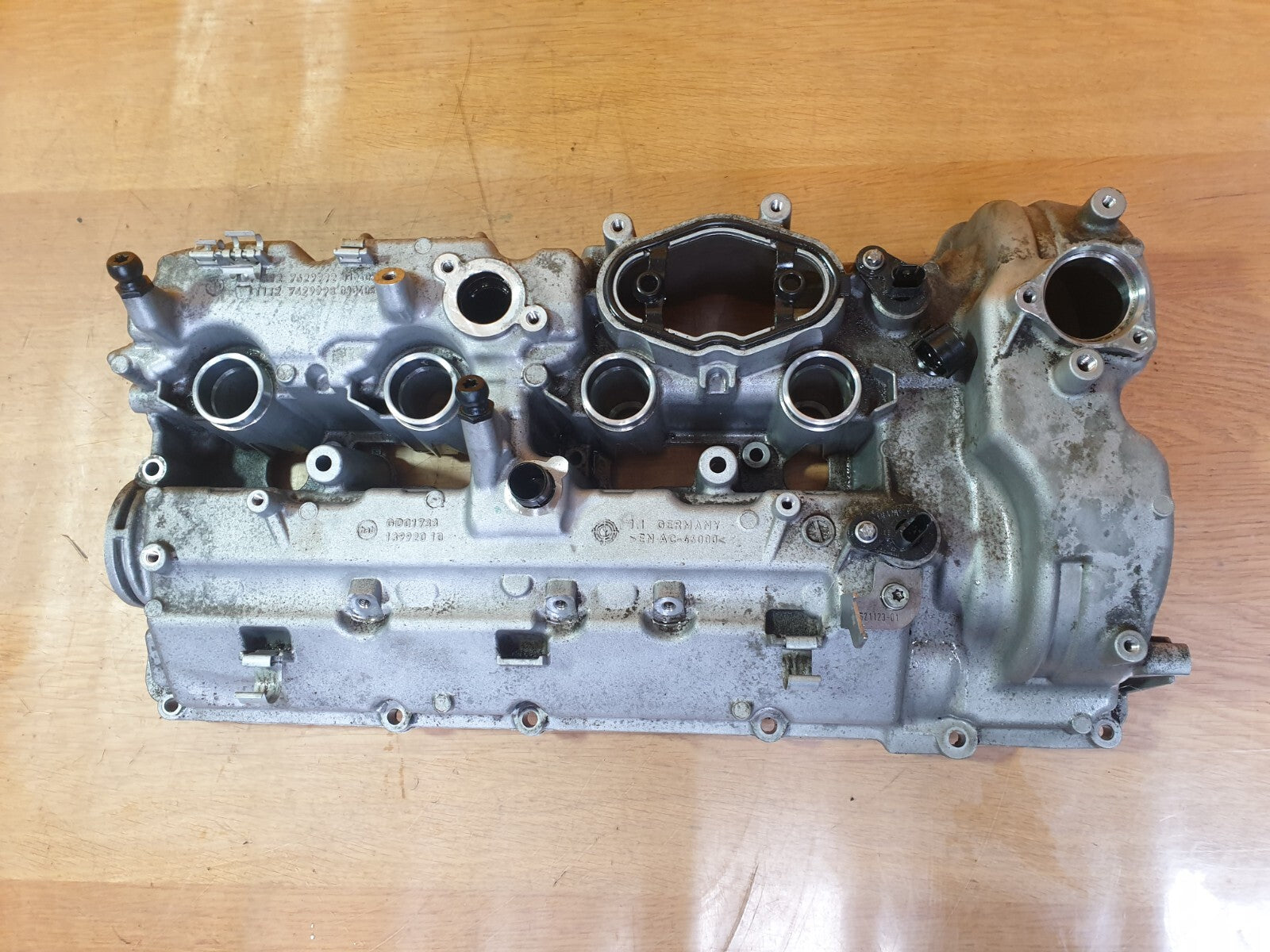 ✅2014 BMW 5 SERIES F11 4.4P ENGINE ROCKER VALVE COVER RIGHT SIDE + WARRANTY A153 - Image 12