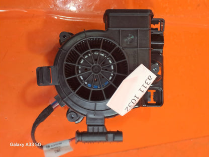 ✅MERCEDES A180 SPORT 1.3 PETROL 2025 BATTERY COOLING FAN A1779067303 Warranty - Image 12