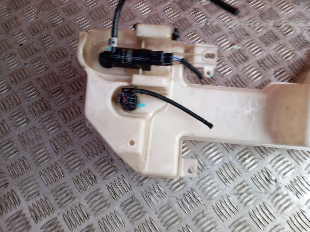 ebay-src:https://i.ebayimg.com/00/s/mtiwmfgxnjaw/z/2v4aaeswu1jqx2cx/$_57.jpg