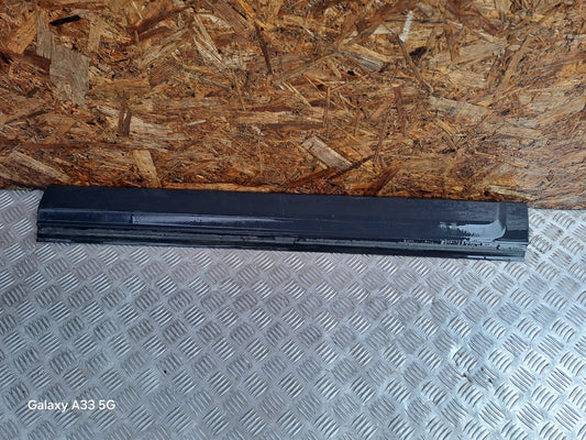 ✅Land Rover Discovery 4 L319 3.0 Diesel 2010 FRONT RIGHT DOOR MOULDING DGP000123 - Image 1