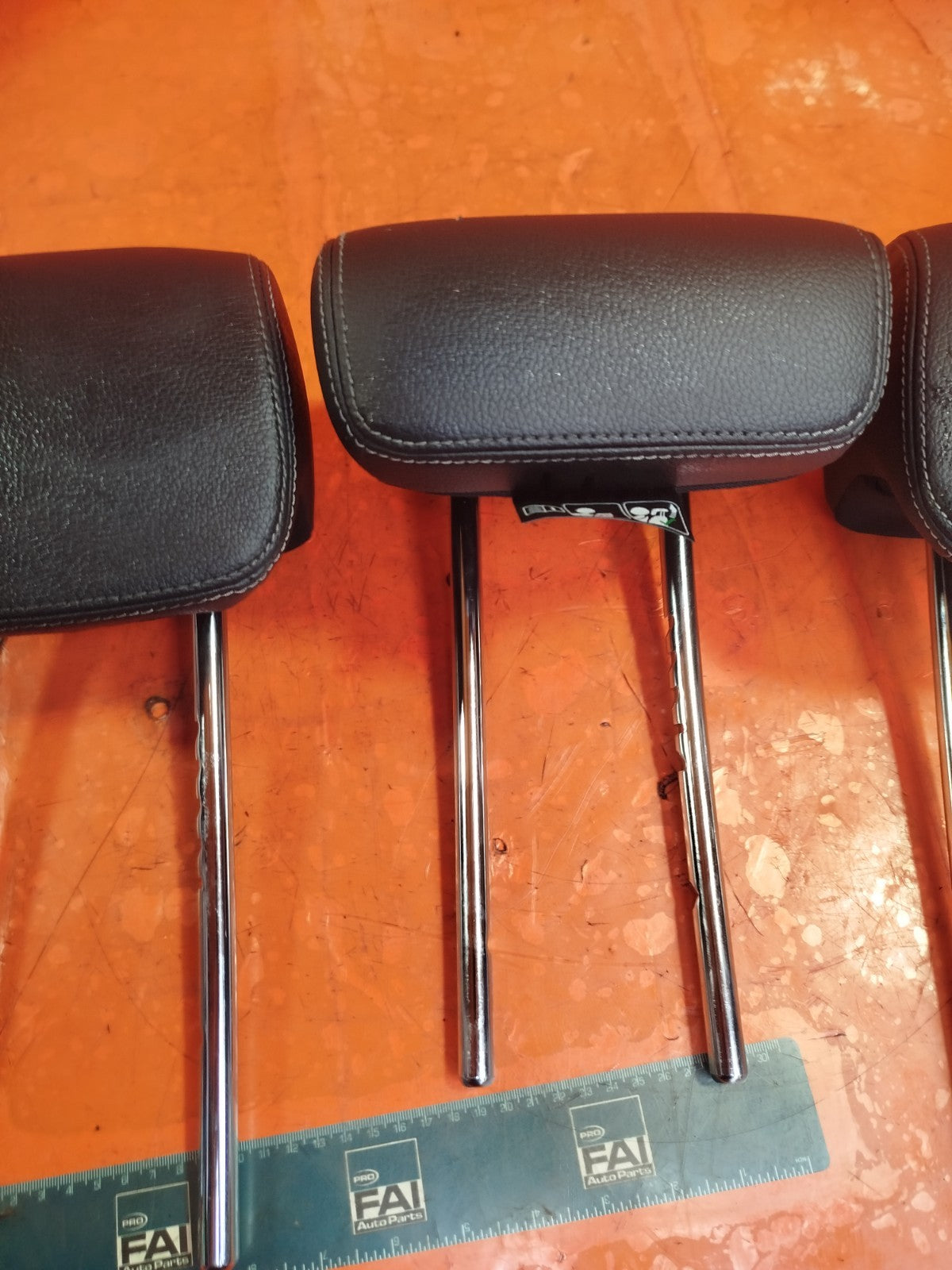 ✅MERCEDES W177 A180 SPORT 1.5 DIESEL 2019 REAR LEATHER HEADRESTS Warranty A260 - Image 3