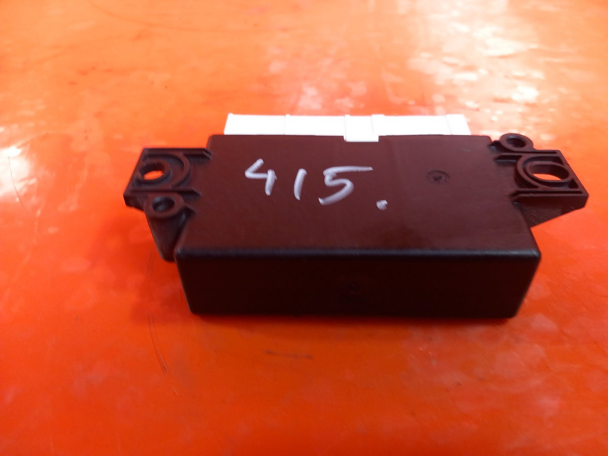 Citroen Berlingo 650 1.5 Diesel 2021 Parking Distance Control Module A415 - Image 8