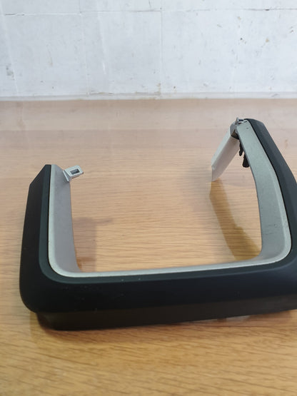✅AUDI A1 SPORT 1.0 PETROL 2020 DASHBOARD AIR VENT LEFT SURROUND TRIM 82C857238 - Image 8