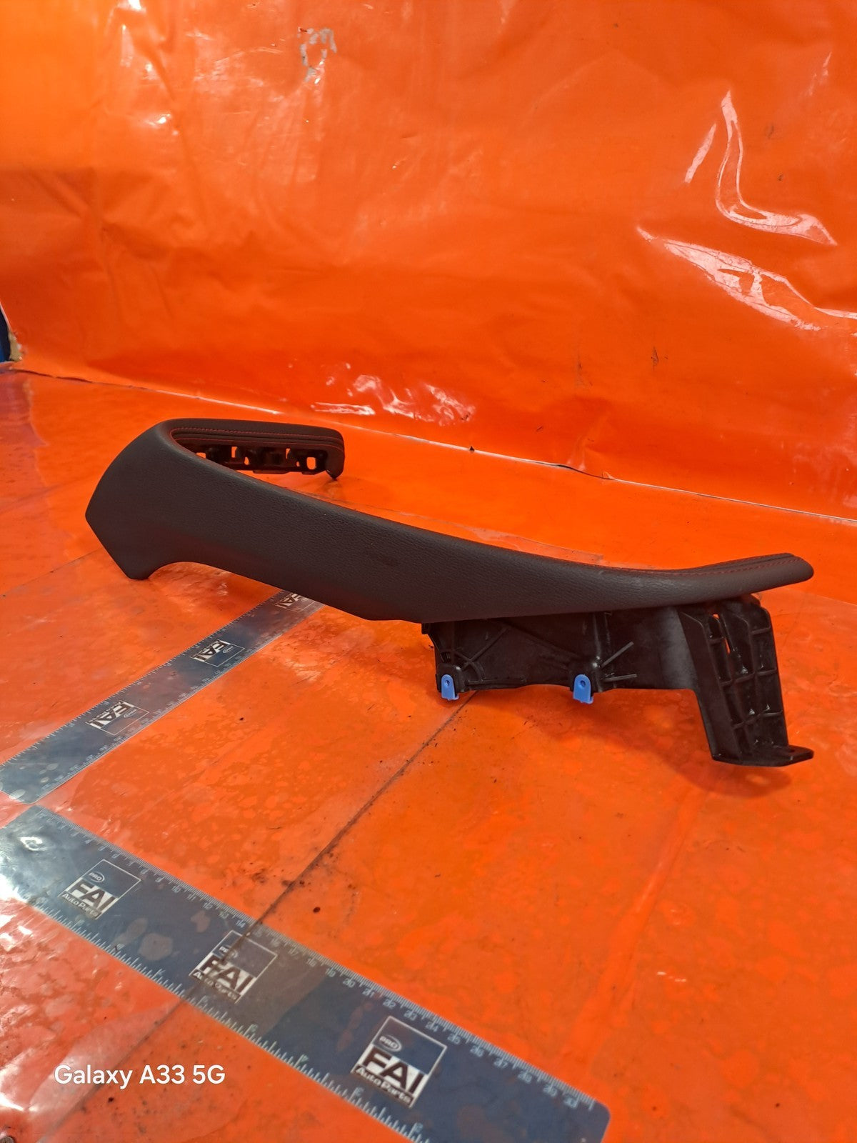 ✅BMW X1 F48 2.0 PETROL 2018 CENTRE CONSOLE LEATHER TRIM IDRIVE SURROUND 9363517 - Image 7