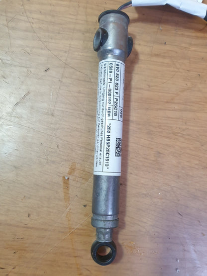 AUDI A3 E-TRON 1.4 PETROL 2015 FRONT RIGHT OR LEFT SIDE BONNET HINGE 8V0823823F - Image 4