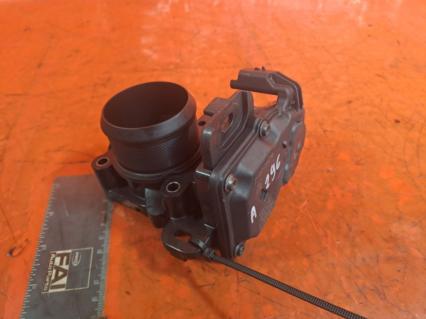 ebay-src:https://i.ebayimg.com/00/s/mtiwmfgxnjaw/z/btcaaeswsjtooit3/$_57.jpg