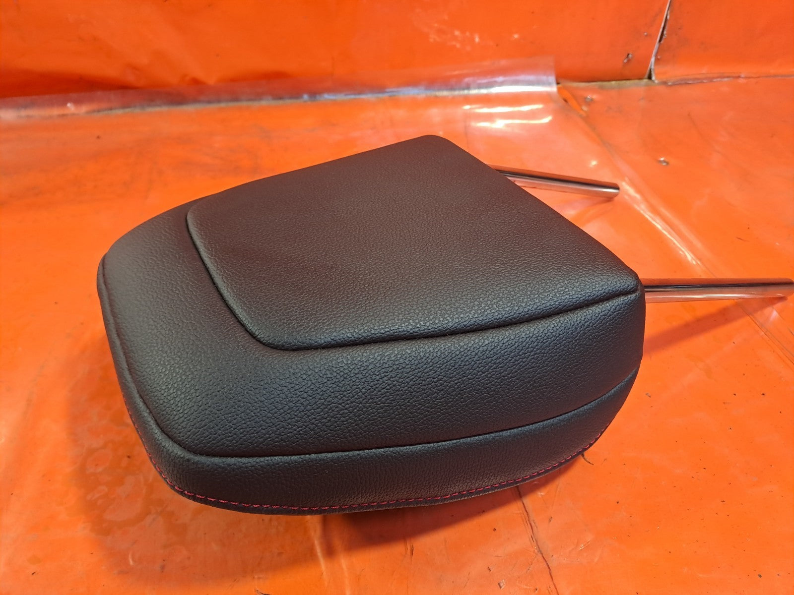 ✅Ford Focus St-Line 2.0 Diesel 2019 Front Leather Headrest Red Stitch Warranty - Image 10
