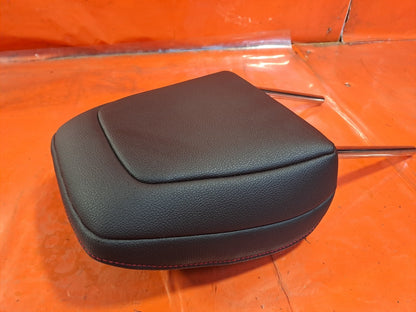 ✅Ford Focus St-Line 2.0 Diesel 2019 Front Leather Headrest Red Stitch Warranty - Image 10