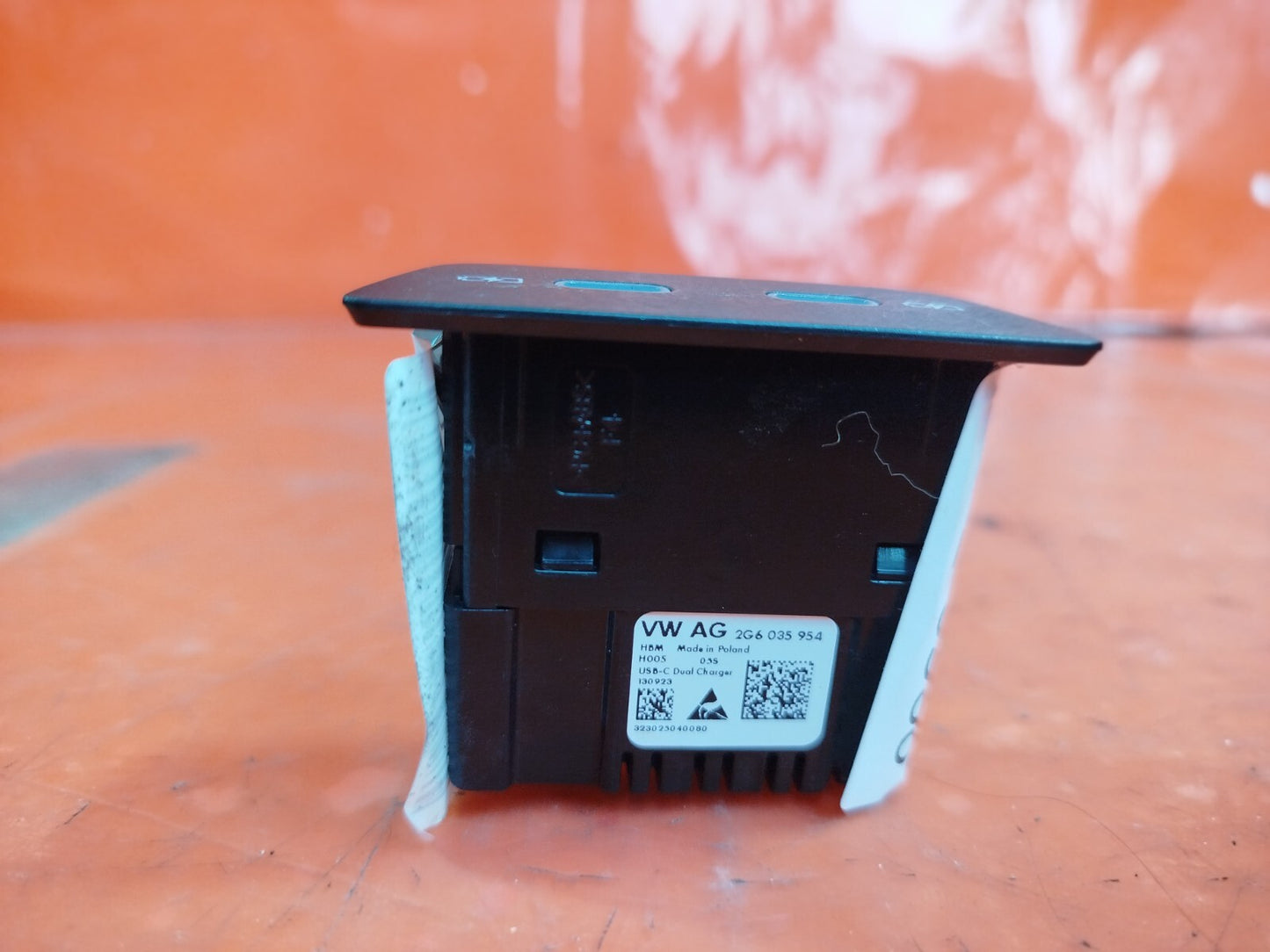 ✅CUPRA BORN V2 Ev 2023 REAR CENTRE CONSOLE USB SOCKETS 2G6035954 Warranty A272 - Image 6