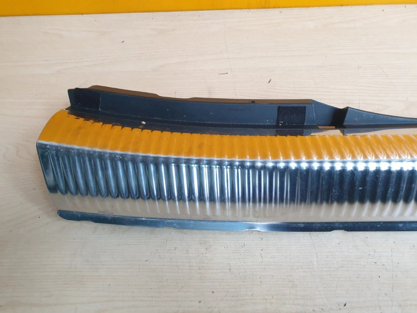 ebay-src:https://i.ebayimg.com/00/s/mtiwmfgxnjaw/z/~3qaaesw6snqauls/$_57.jpg