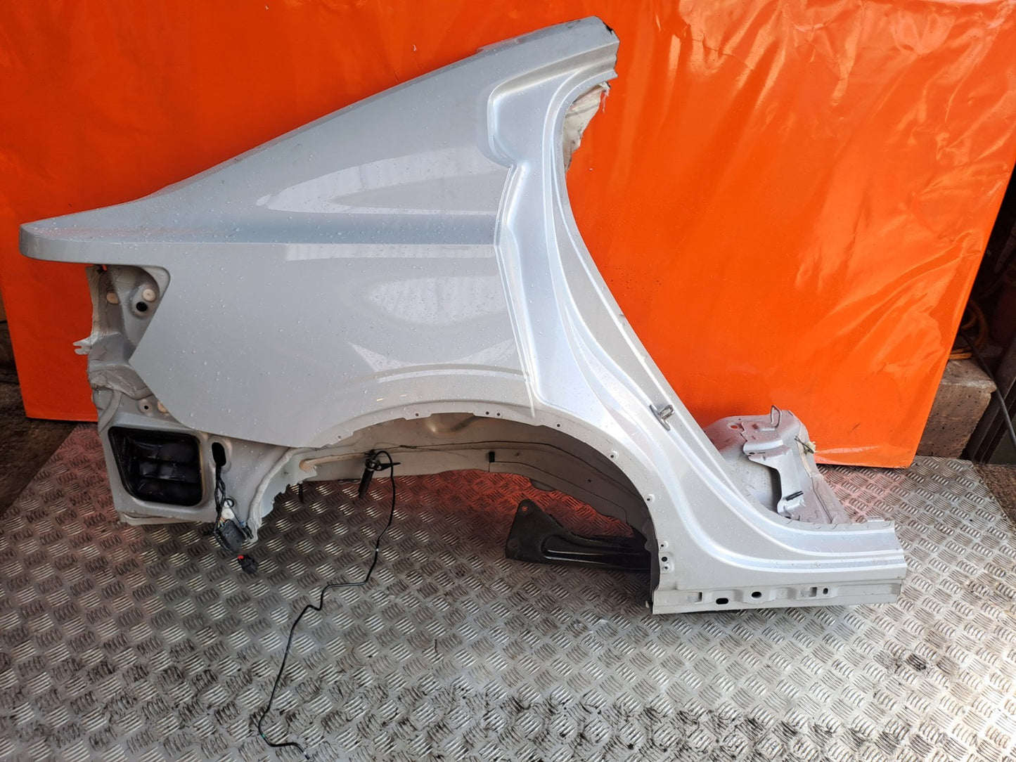 ebay-src:https://i.ebayimg.com/00/s/mtiwmfgxnjaw/z/jheaaeswlajpiv7n/$_57.jpg