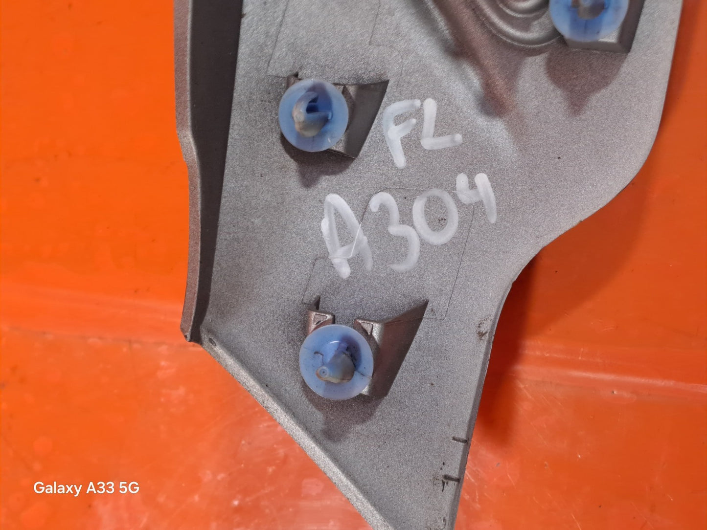 ✅2013 MINI COUNTRYMAN ONE D MK3 FRONT WING INDICATOR TRIM RIGHT 9802607 A304 - Image 9