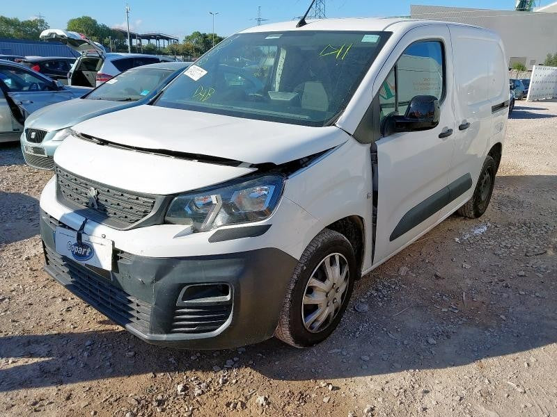Peugeot Partner 1.5 Diesel 2022 Breaking Price Per Wheel Nut Only White A419 - Image 1