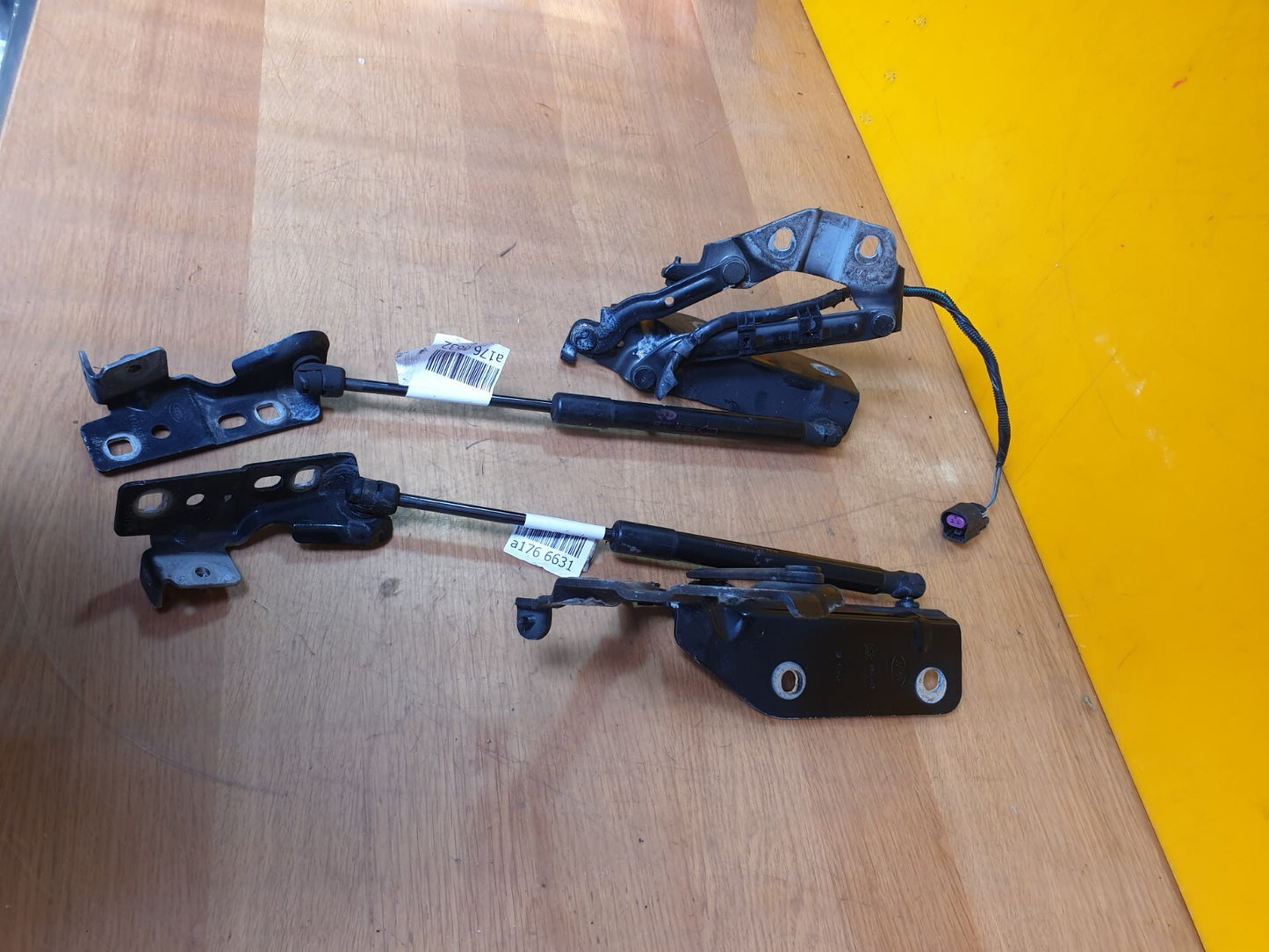 ✅2015 LAND ROVER DISCOVERY SPORT L550 BONNET HINGE PAIR FK7216C826AB + WARRANTY - Image 10