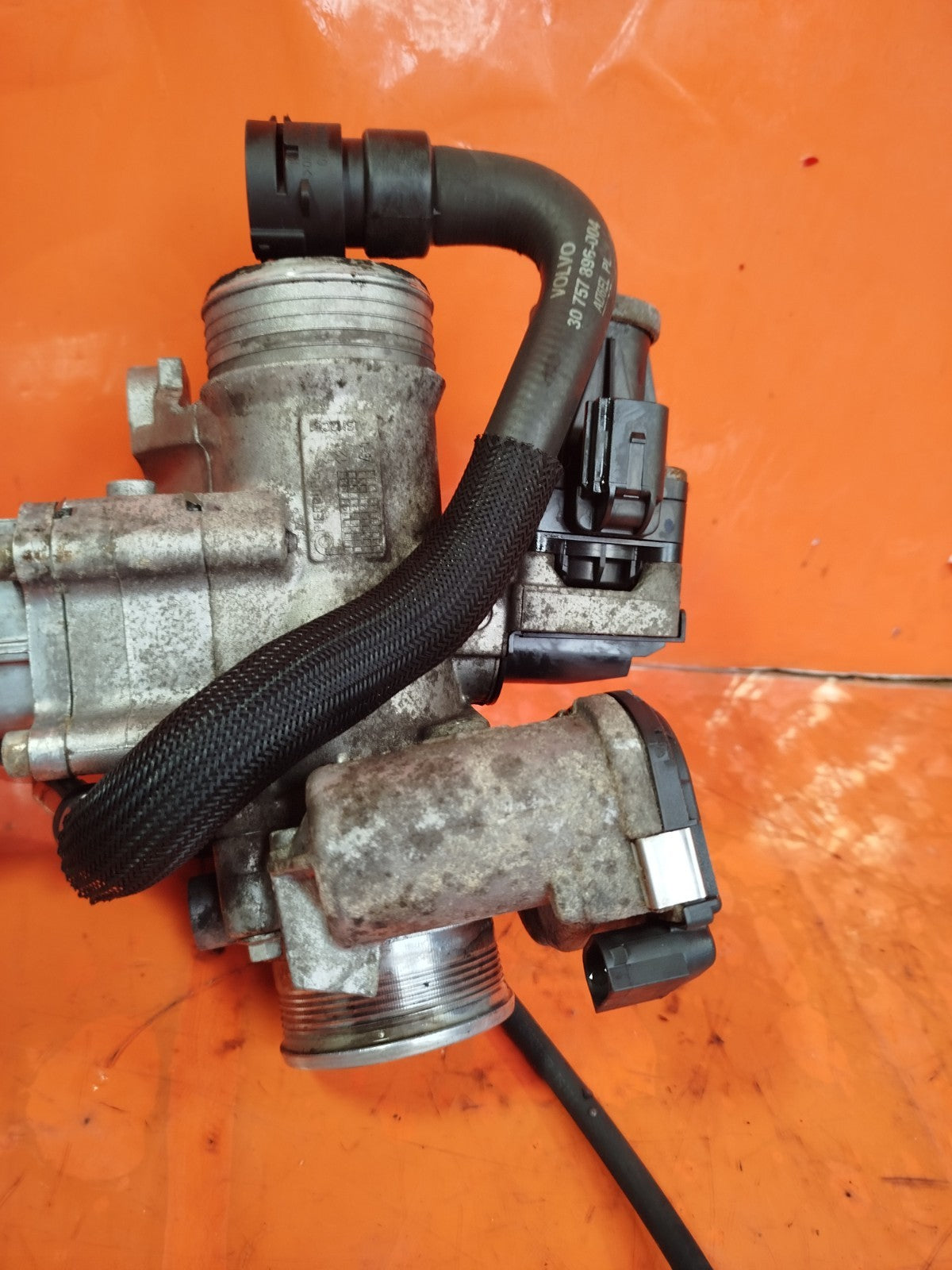 ✅VOLVO XC60 SE AWD 2.4 DIESEL 2012 EGR COOLER & THROTTLE BODY 31325030 31216665 - Image 3